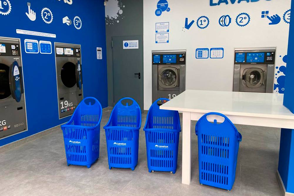 teoría Náutico Experimentar Cuida tu ropa en nuestra lavandería de autoservicio - Lavalux